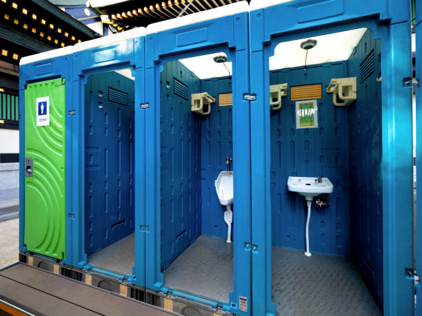 Portable Toilet Options We Offer in Silver Ridge, NJ